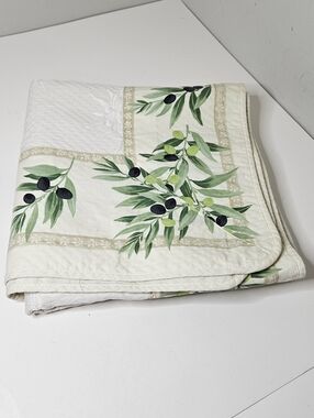 Poupee Yolande Quilted Tablecloth Square 53" Olive Branch Cotton Border